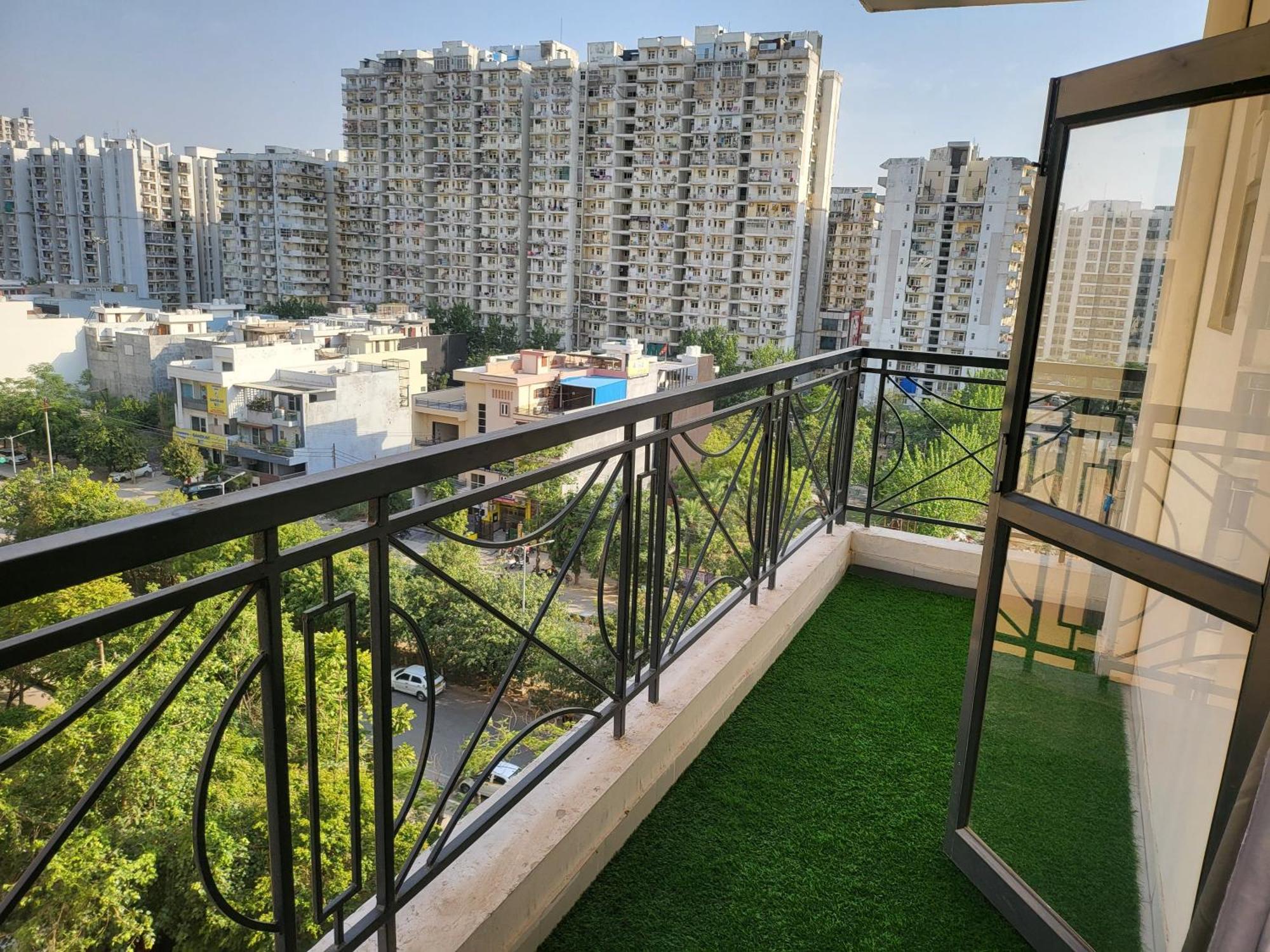 Studios By La Sentido Ghaziabad Exterior photo